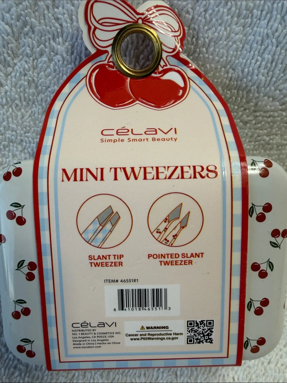 🌻5 for $30🌻 Celavi Fresh Cherries Mini Tweezers in Cherry Tin